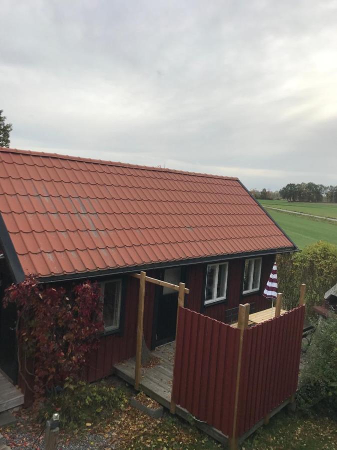 Trevlig Stuga Pa Landet, Centralt 8Km Fran Centrum Eskilstuna Exterior foto