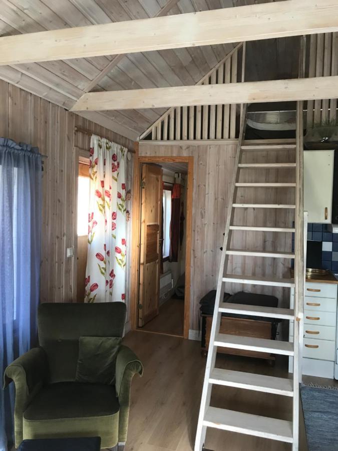 Trevlig Stuga Pa Landet, Centralt 8Km Fran Centrum Eskilstuna Exterior foto